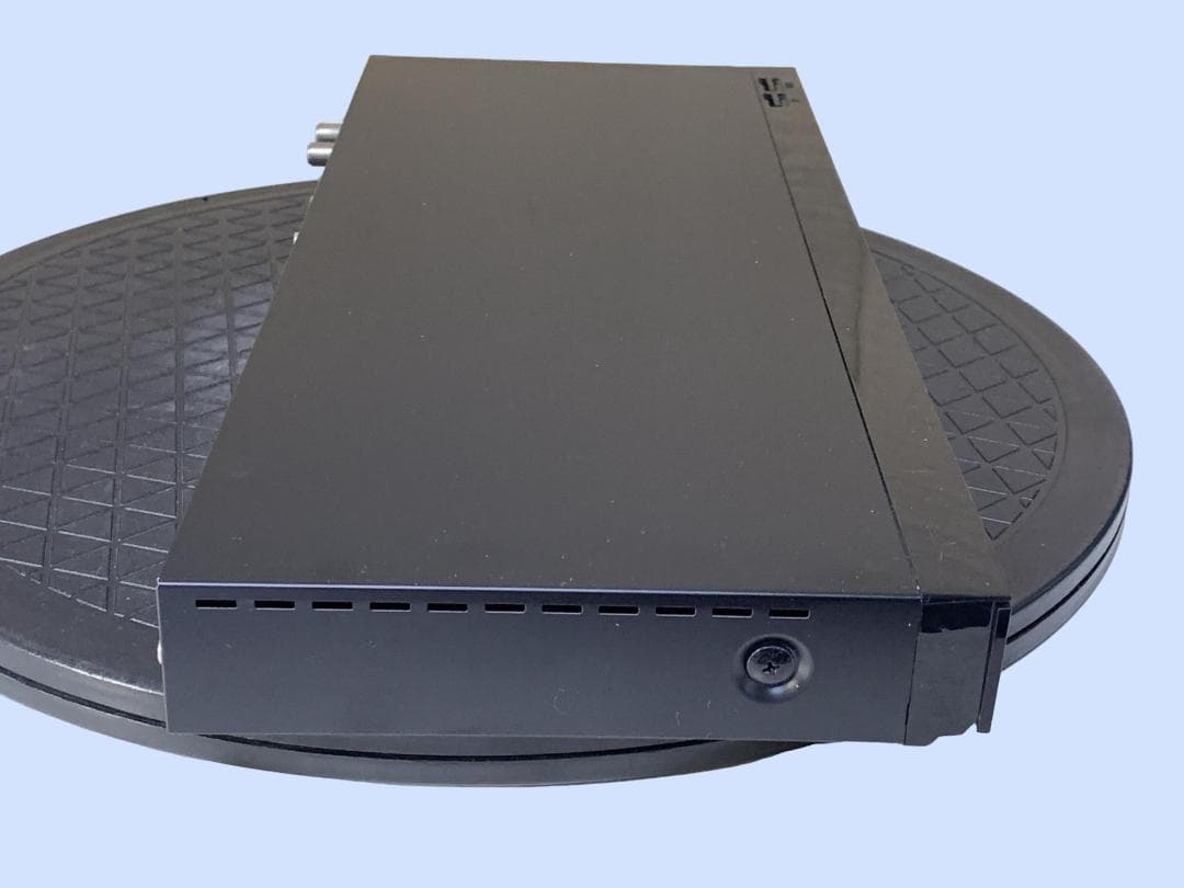 M9713 Panasonic ブルーレイレコーダー DMR-2CW50