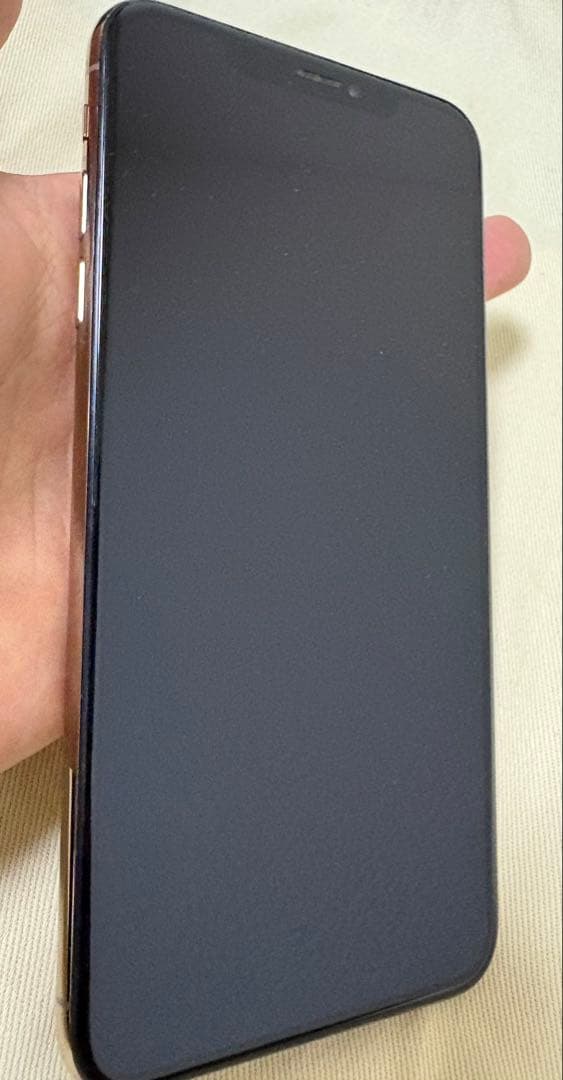 美品　iPhone XS max 256GB 96% 本体のみ