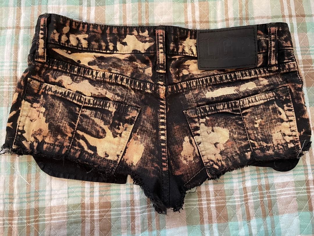 LGB　ダメージ　ショートパンツ　ボタンフライ　フロントボタン　ブラック