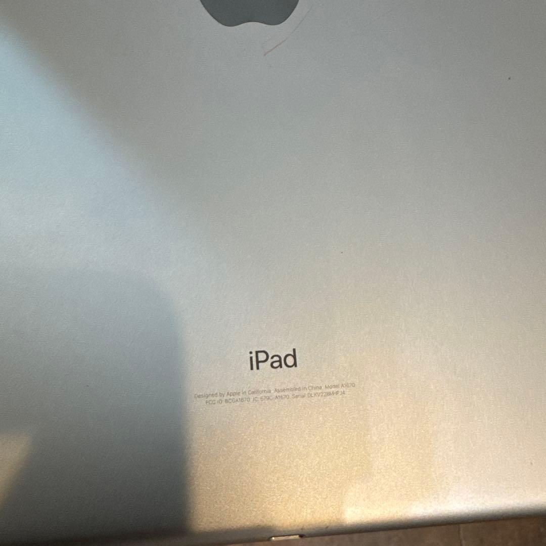 iPad本体 ブラック　第2世代　12、7インチ