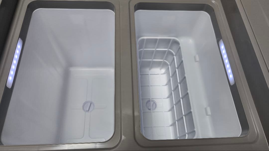 【新品未使用】車載冷蔵庫 モバイルバッテリー付き 35L　ブラック色