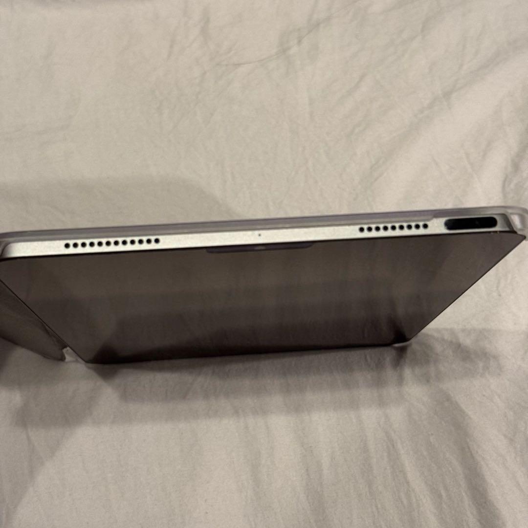 美品　iPad Air 第5世代　64GB Wi-Fiモデル　スペースグレイ