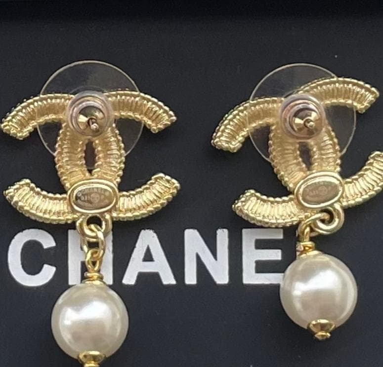 CCロゴ パール ピアス