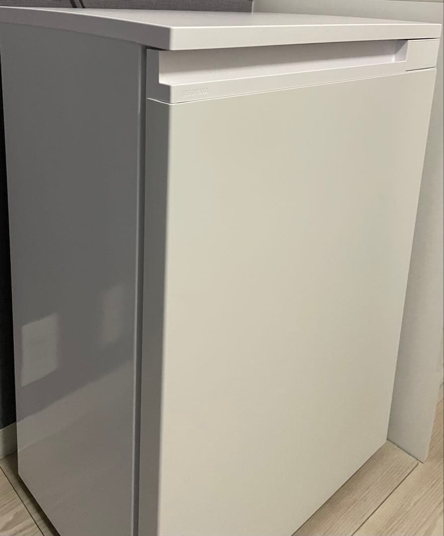 アイリスオーヤマ 66L 奥行スリム 冷蔵庫 IRSN-7A-W