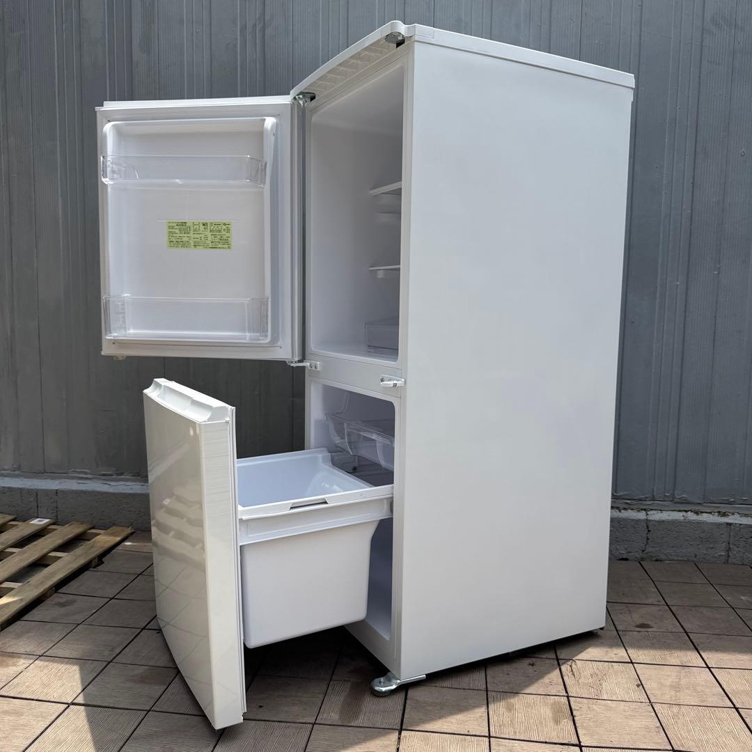 SHARP 2021年製最新モデル 2ドア冷蔵庫 どっちもドア 高品位木目調