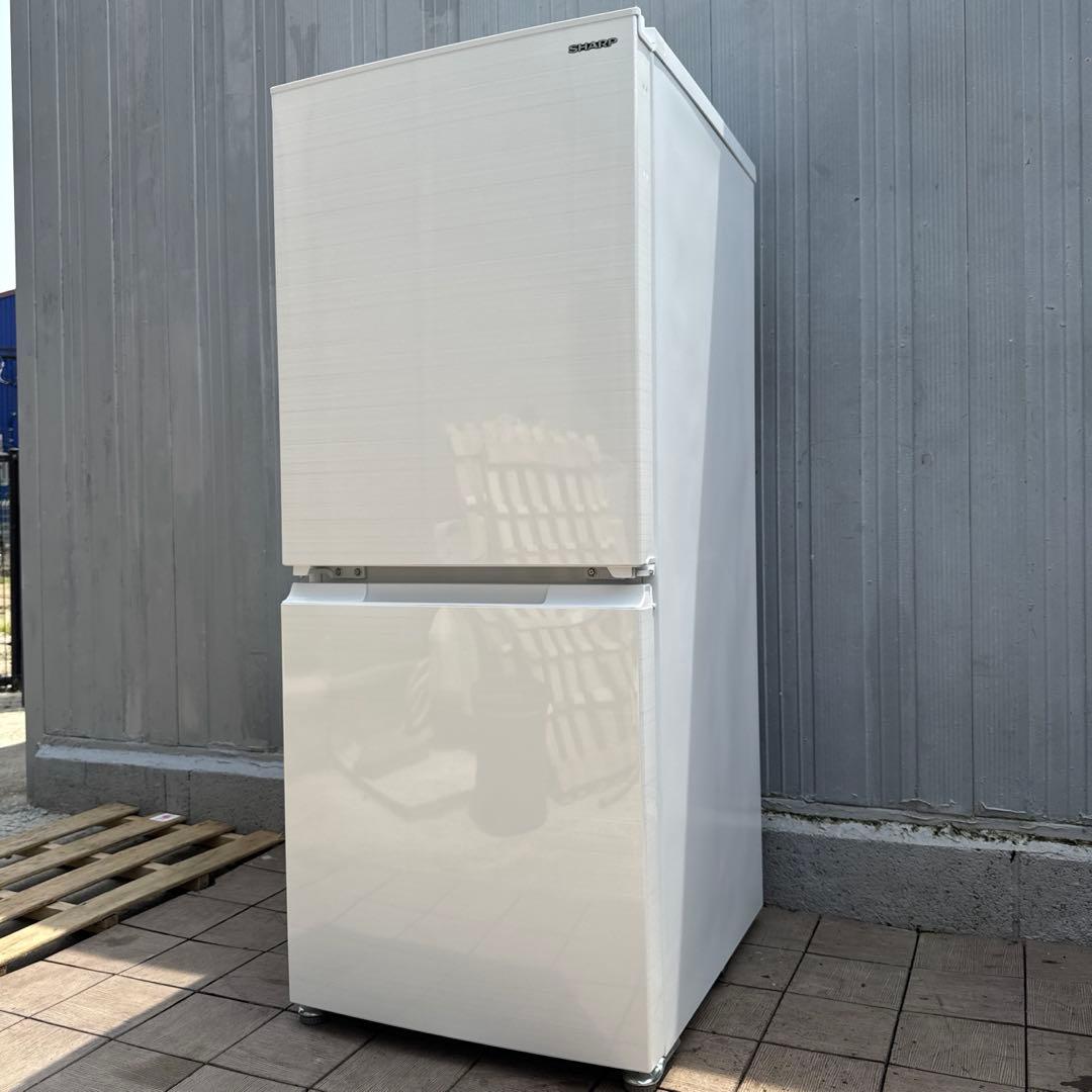 SHARP 2021年製最新モデル 2ドア冷蔵庫 どっちもドア 高品位木目調