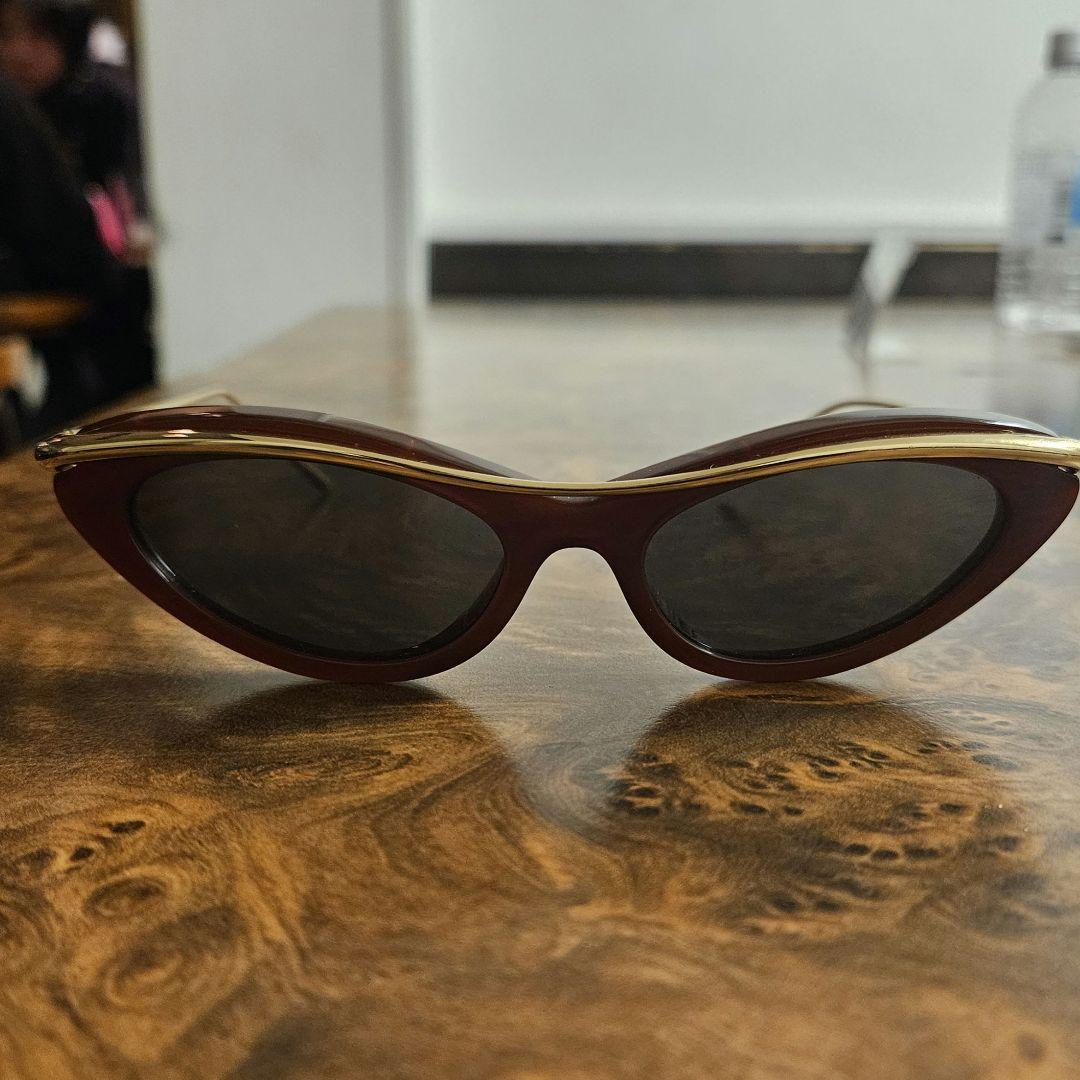 キ*プ様 常田大希着用 同型同色 LOEWE ワールサングラス 赤