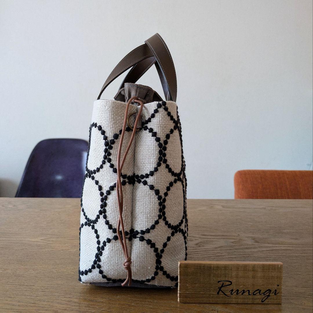 【1547】あおりポケットの巾着 ショルダーバッグ＊ミナペルホネン