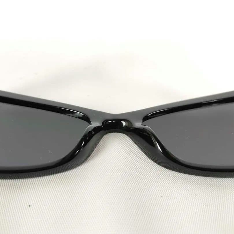 美品 SWAROVSKI クリスタル装飾サングラス ケース付 d30