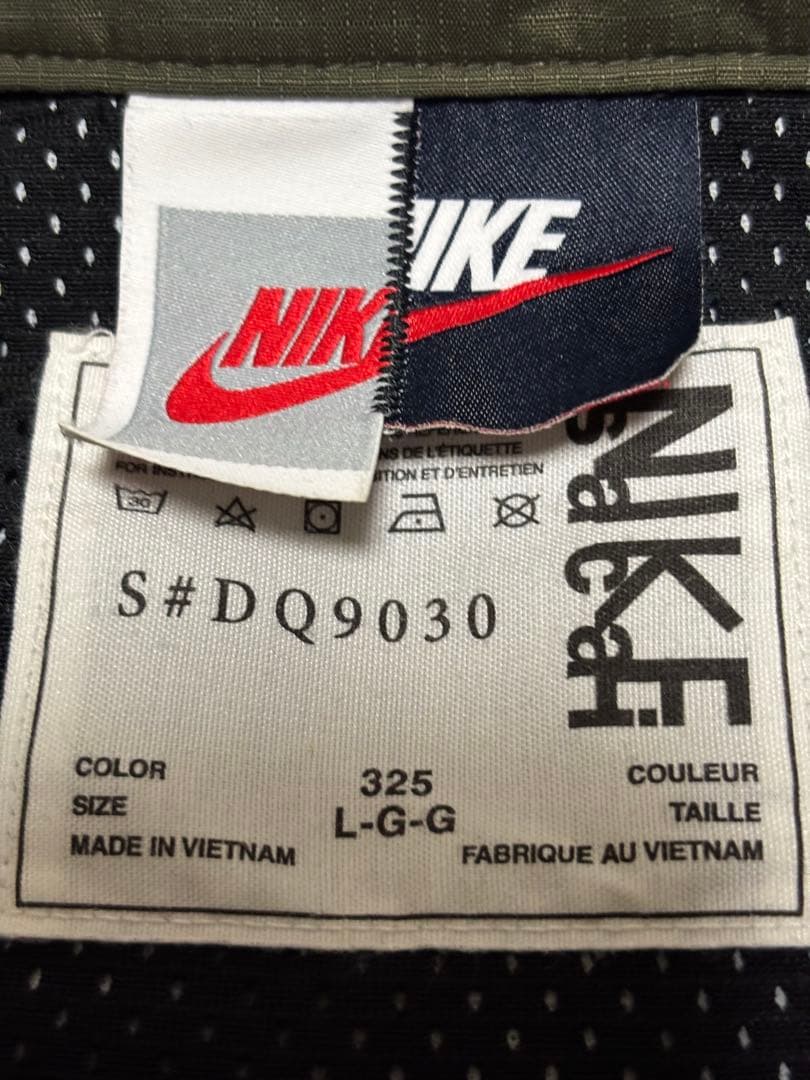 NIKE ✖️sacaiトレーナー ブラック/オリーブ Lサイズ