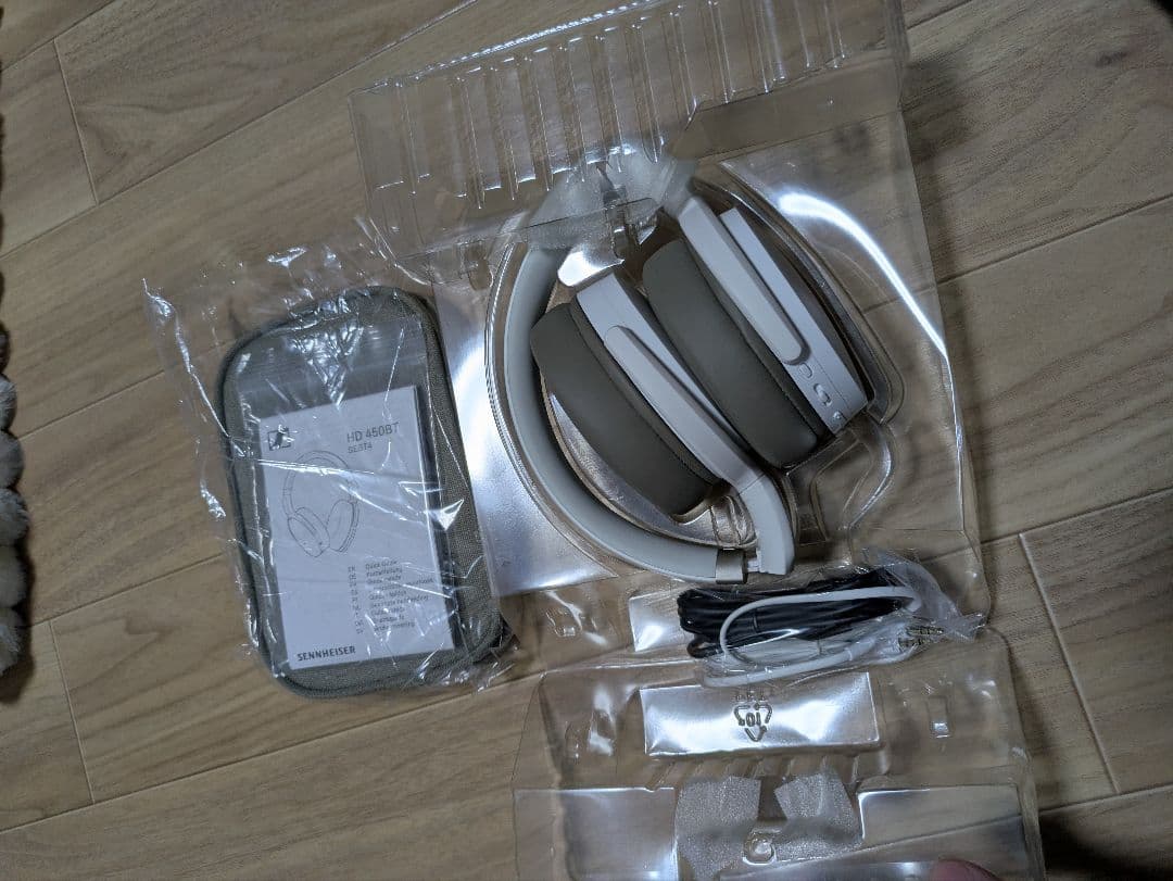 Sennheiser HD450BT ワイヤレスヘッドホン ホワイト/グレー