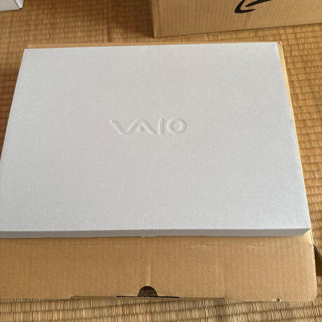 ほぼ未使用VAIO Vision+ 14 モバイルディスプレイ