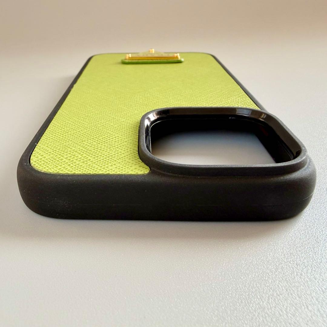 新品 未使用 プラダ PRADA iPhoneケース 16 ProMax ロゴ