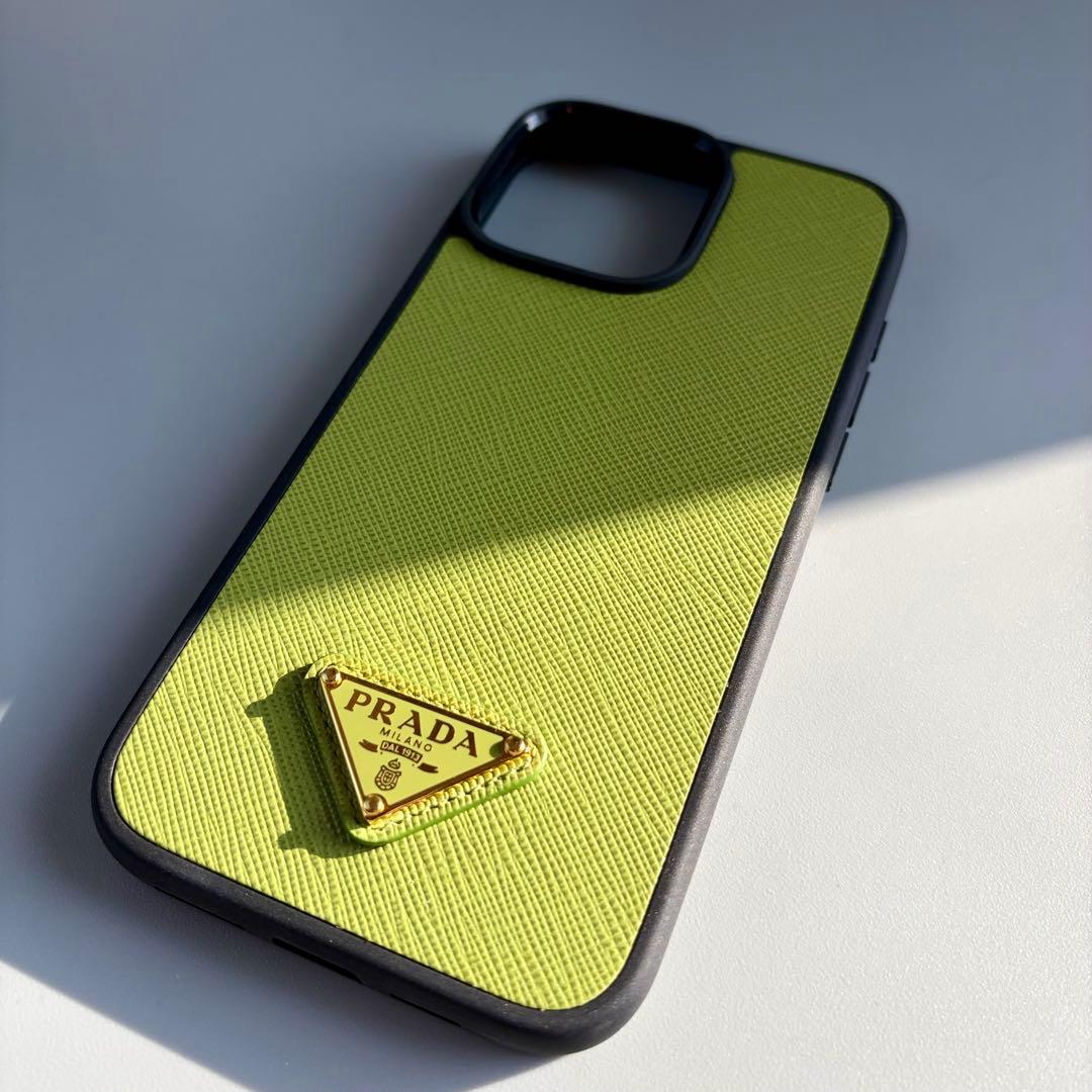 新品 未使用 プラダ PRADA iPhoneケース 16 ProMax ロゴ