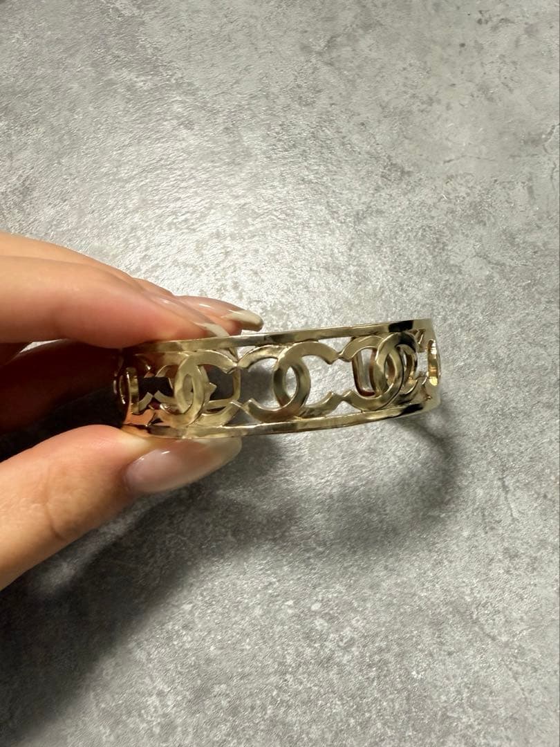 【限定価格・新品未使用】シャネル バングル