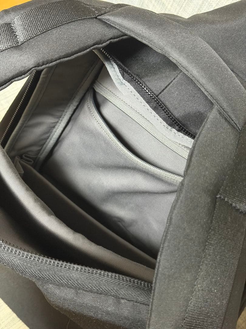 Cote&Ciel イザール Mサイズ Isar M Eco Yarn ブラック