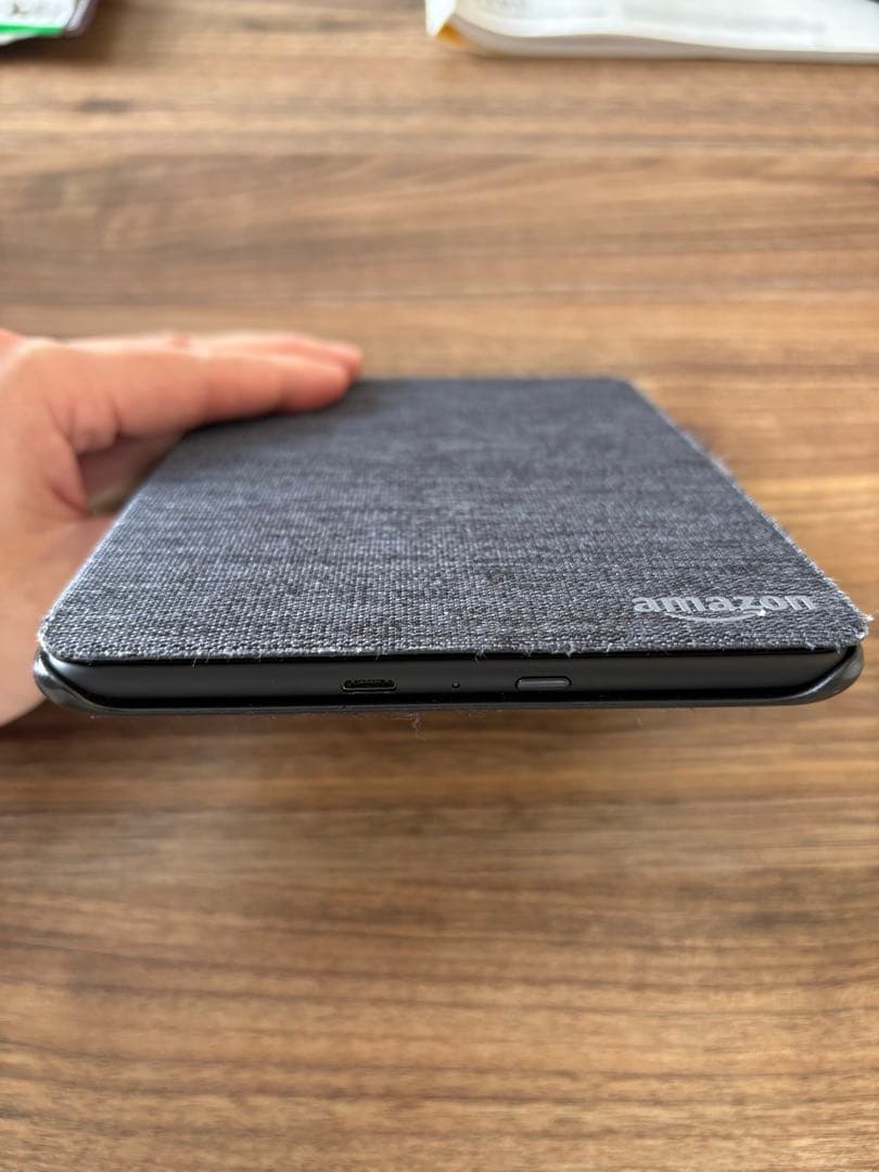 Kindle Paperwhite 第10世代 8GB PQ94WIFカバー付き