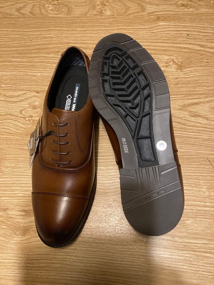 26,0cm新品未使用マドラスウォークサラウンドMW5640S 残り1足！