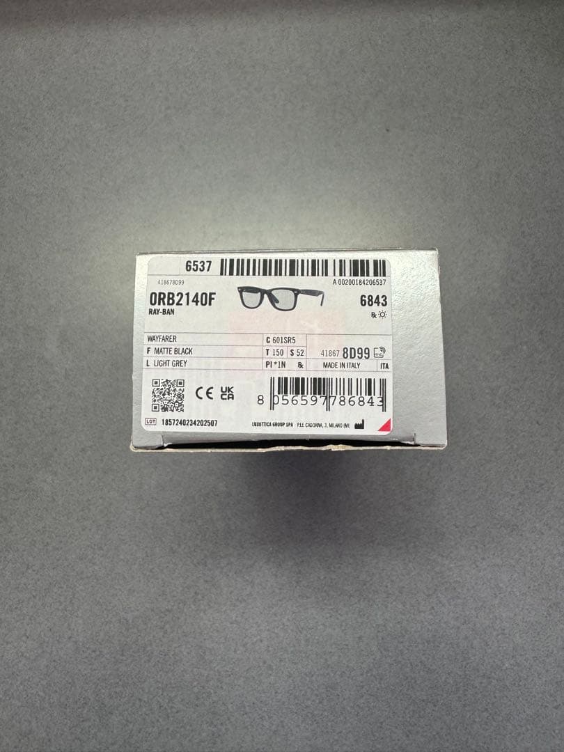 RayBanWAYFARER マットブラック/ライトグレイ