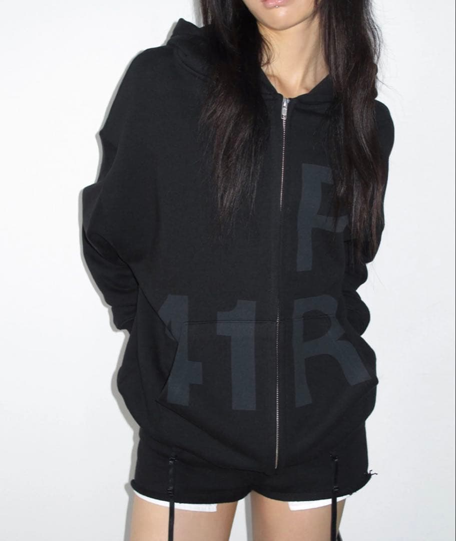 41pray Graphic Zip Up Hoodie シズニルック 韓国