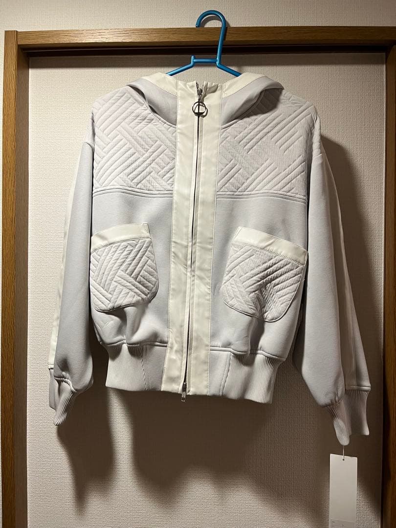 今月末、30日日曜日までの販売⭐︎最終価格！新品☆リツコシラハマ　ジャケット
