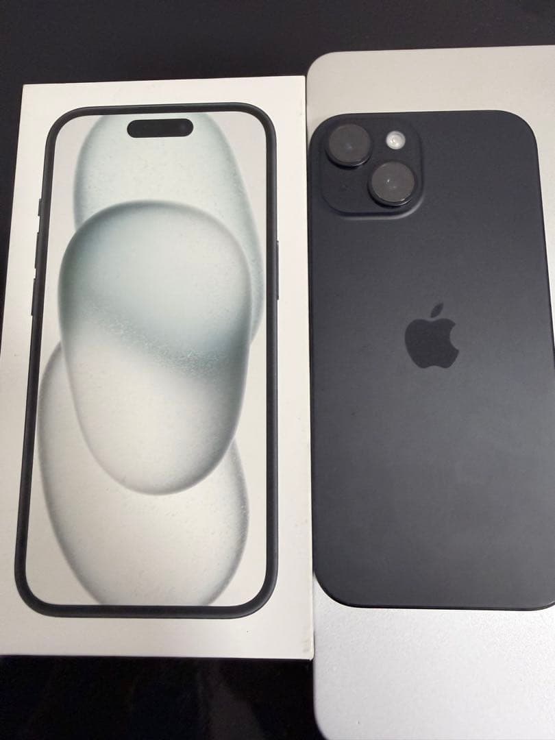 Apple iPhone 15 ブラック 128GB 本体