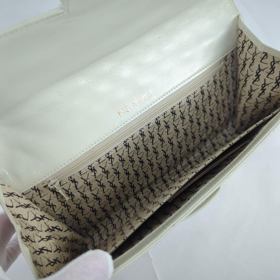 Yves Saint Laurent イヴサンローラン クラッチバッグ