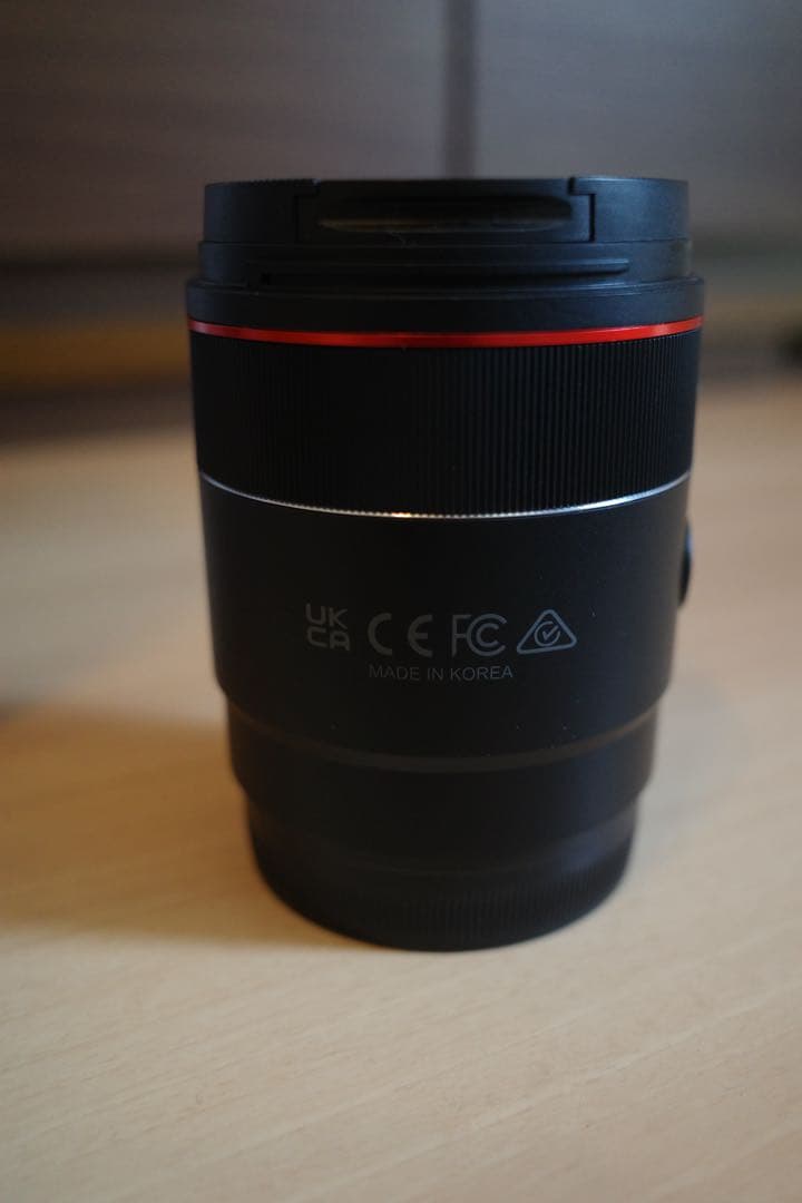 [値下げ中]SAMYANG AF24mm f1.8 メンズケースレンズフード付き