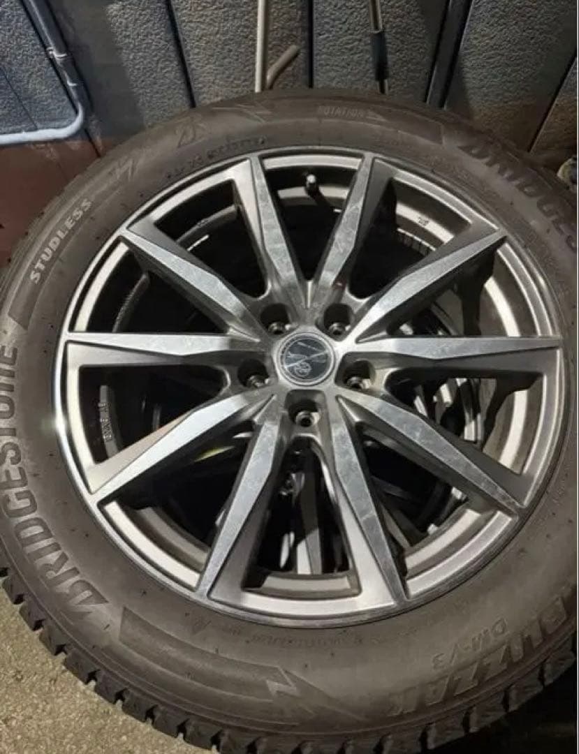 深溝　美品　235/55R18 スタッドレス