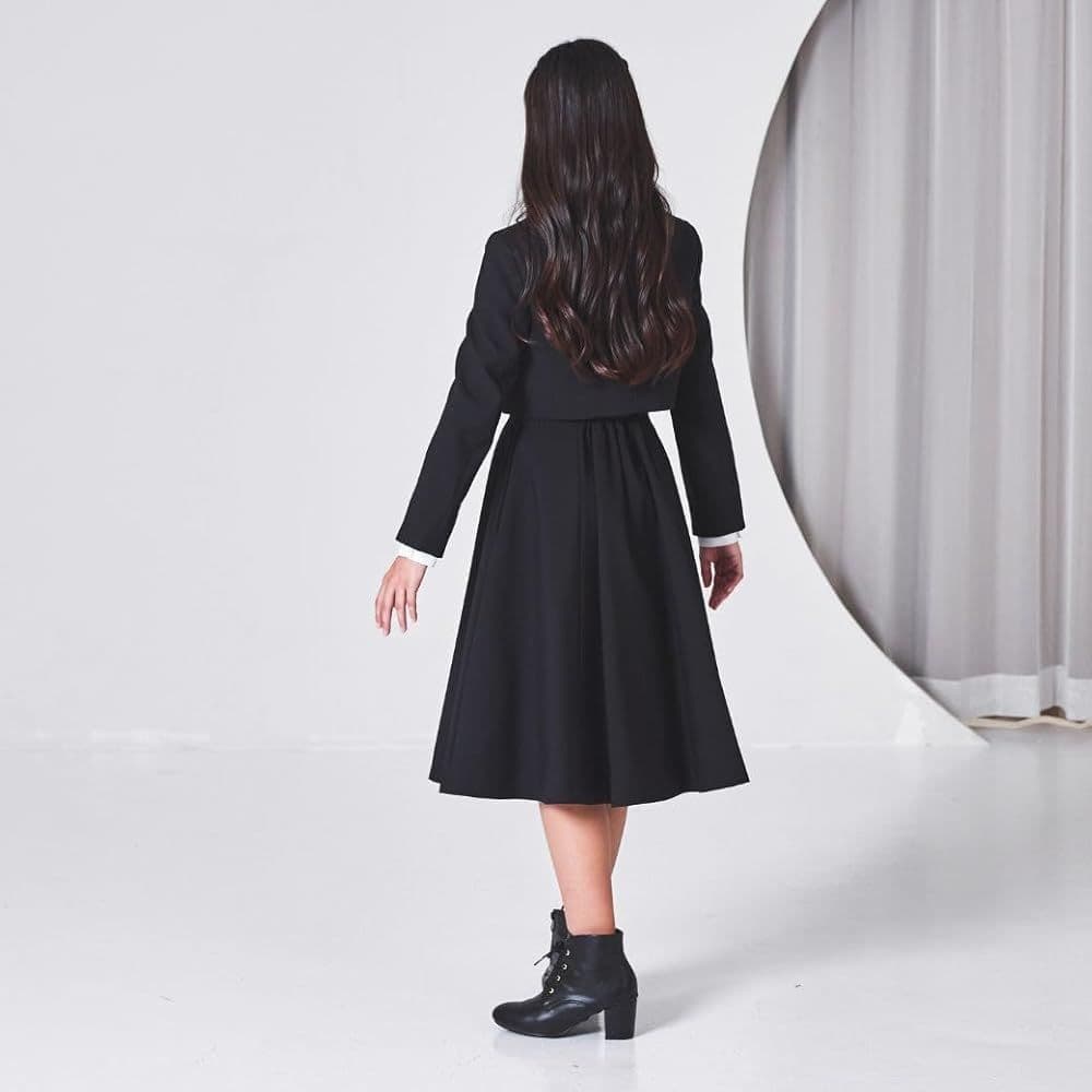 ELLE EN NOIR 卒服　美品