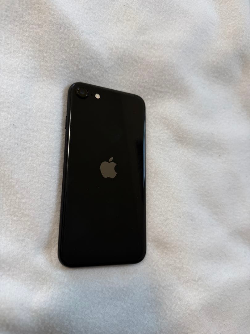 Apple iPhone SE (第2世代) ブラック 本体128GB