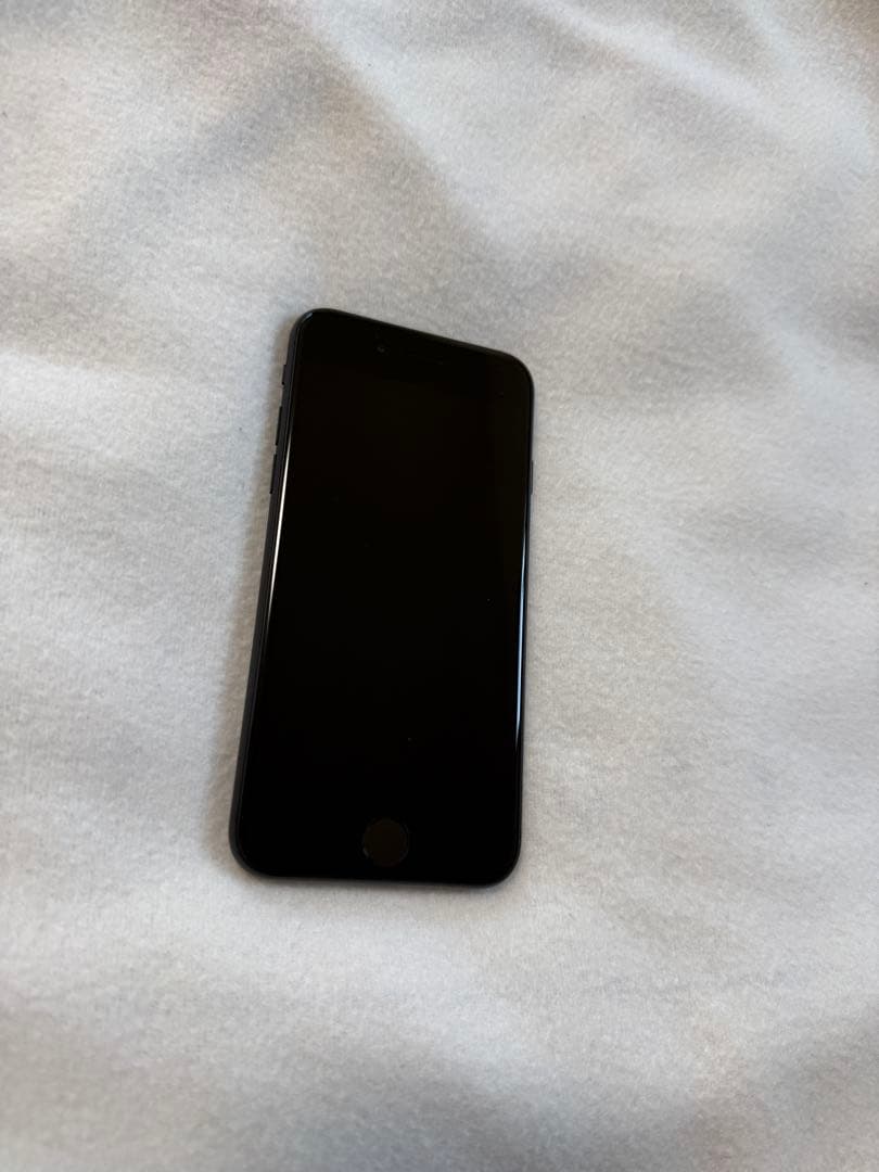 Apple iPhone SE (第2世代) ブラック 本体128GB