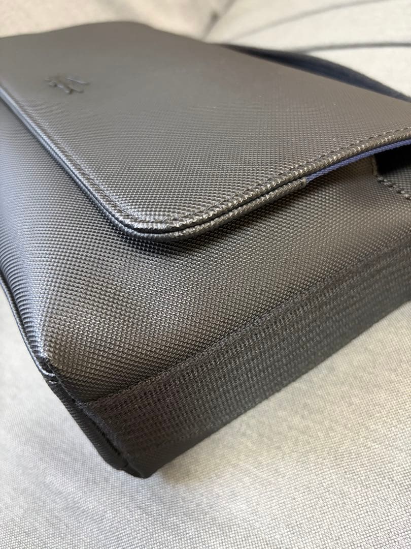 美品　ラコステ LACOSTE ショルダーバッグ ブラック メンズ レディース