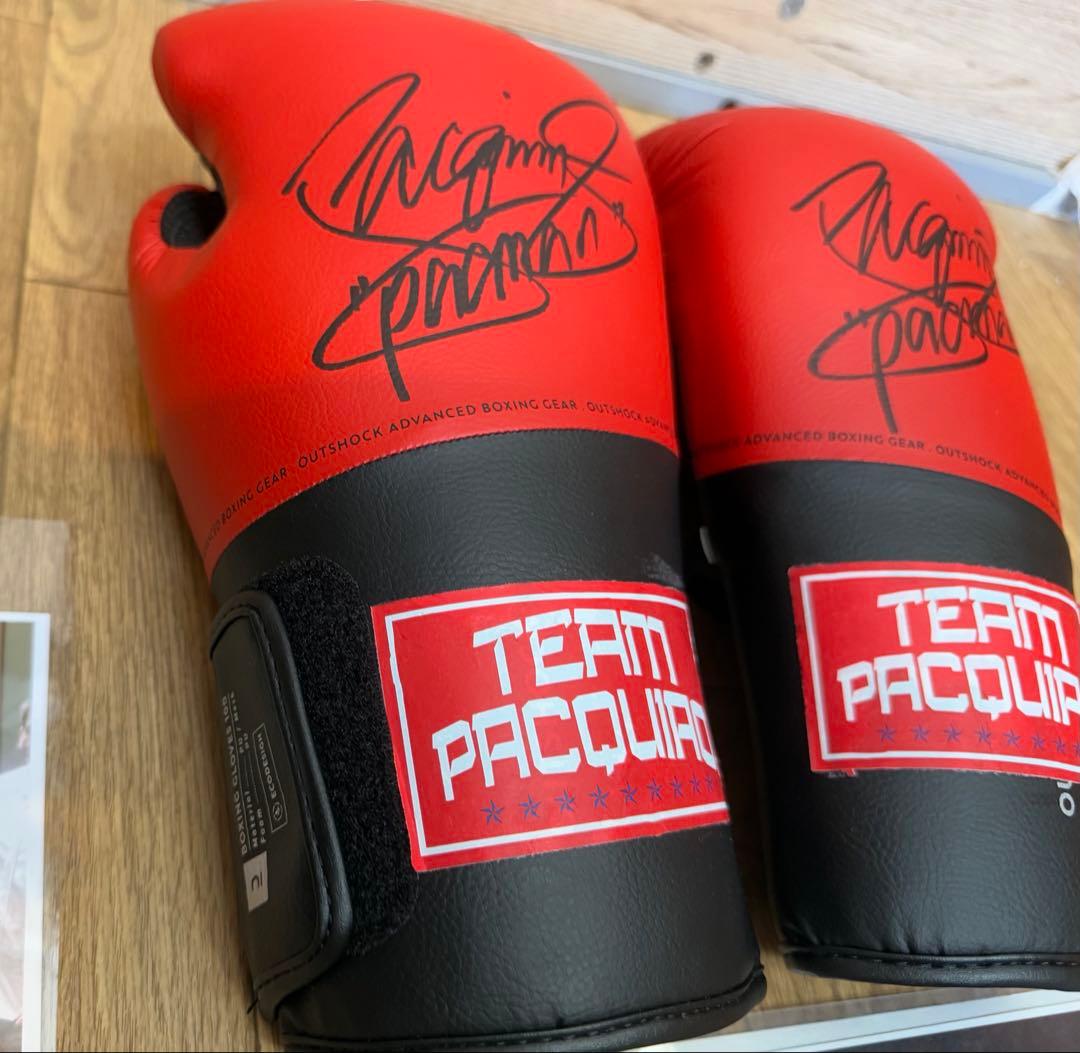 マニー・パッキャオ　直筆サイン入りボクシンググローブ左右セット　Pacquiao
