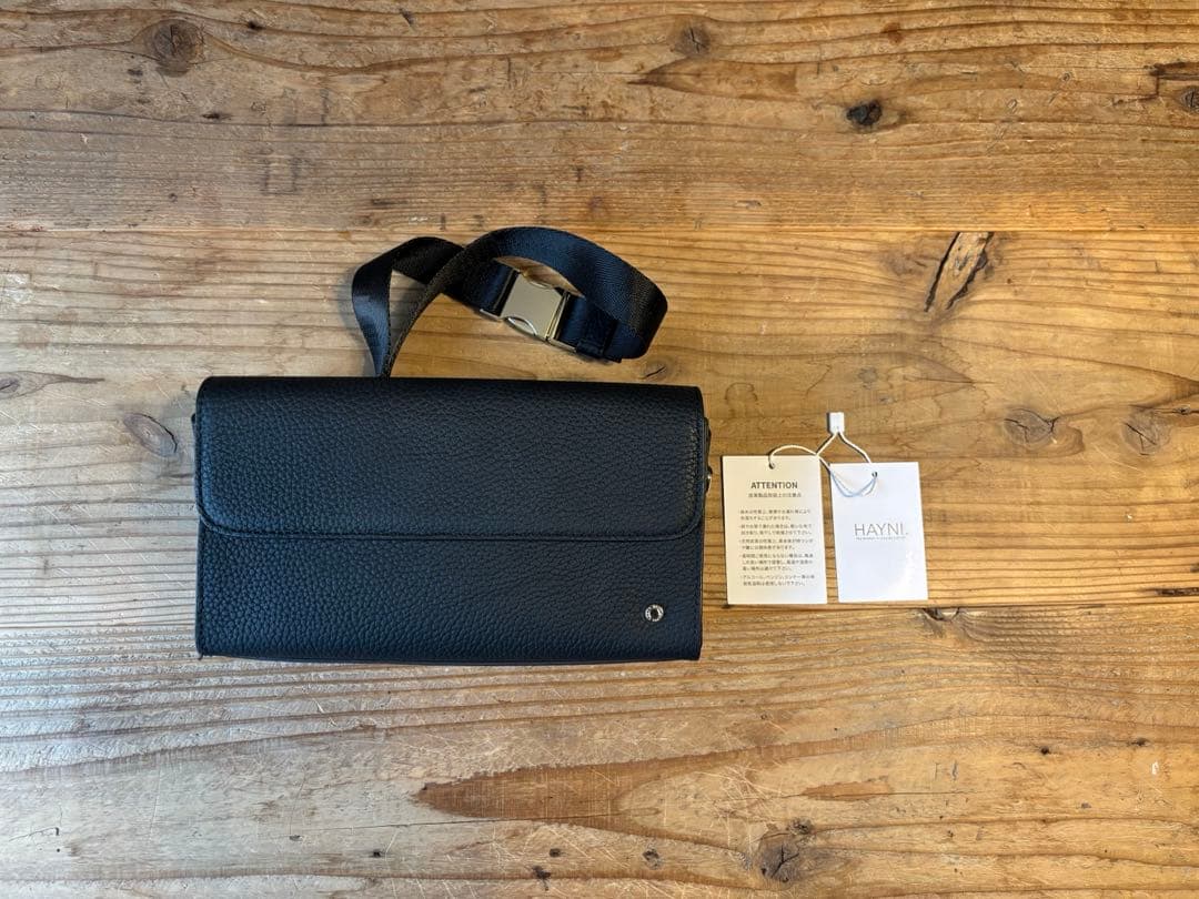 ヘイニ　マリボル　ボディバッグ　ウエストポーチ