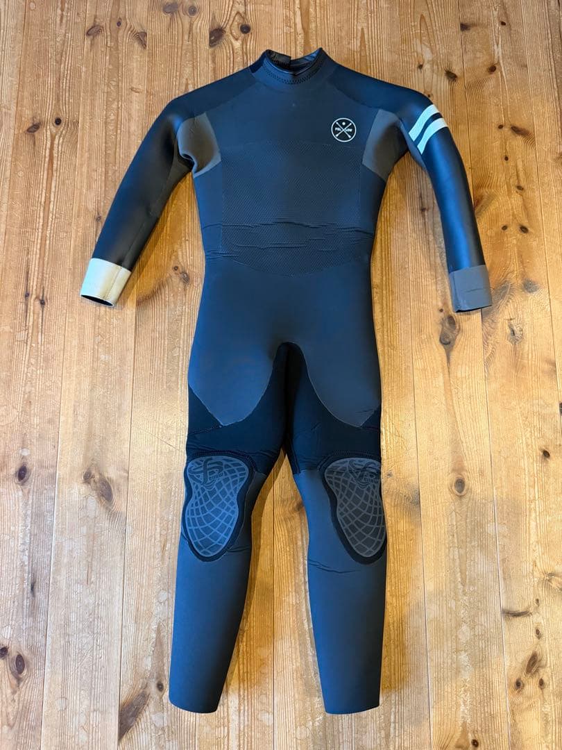 Fellow 5×3mmフルスーツ セミドライ　キッズ130cm