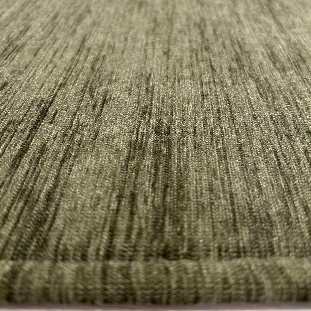 おすし新品☆丸洗い出来るラグ 200×250cm グリーン色 敷ラグ