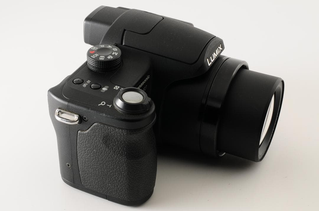 【美品】 パナソニック Panasonic LUMIX DMC-FZ7 #319