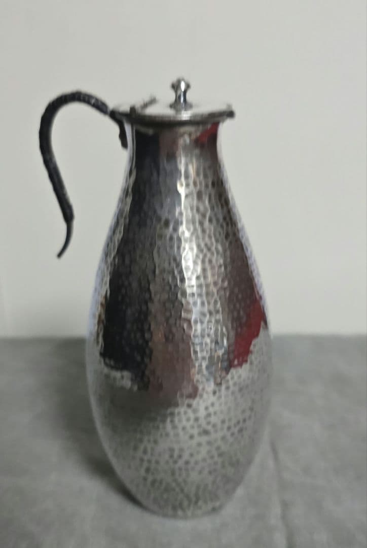 純銀ハンマード金属ピッチャー酒器です