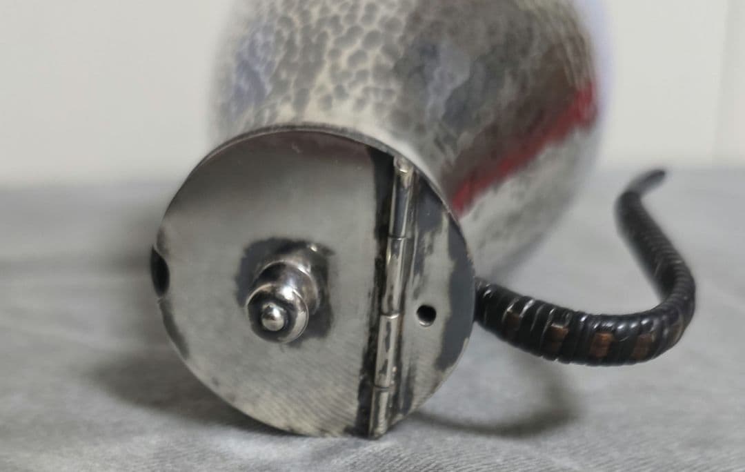 純銀ハンマード金属ピッチャー酒器です