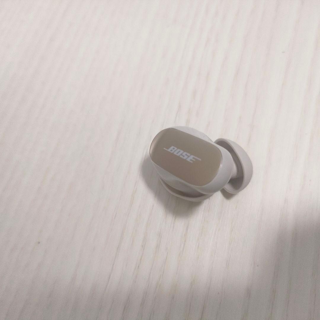 右耳のみ　BOSE Quiet Comfort Ultra Earbuds
