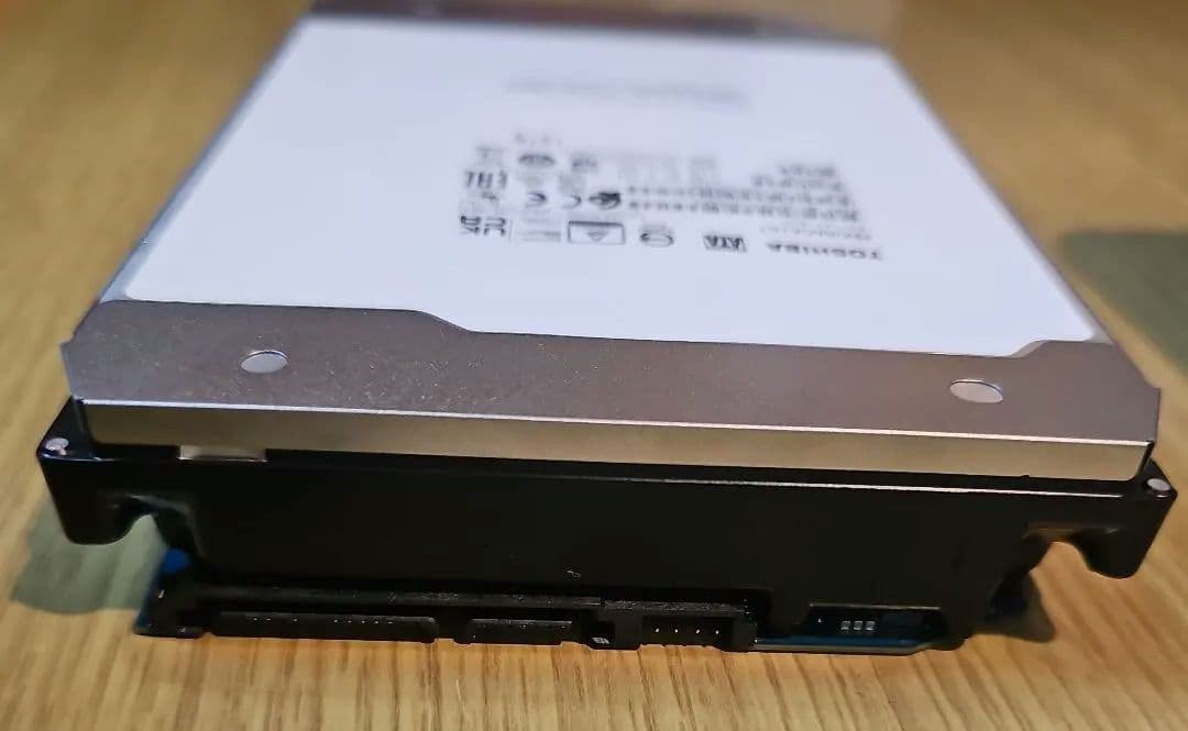 東芝 3.5インチ内蔵HDD 16TB (MN08ACA16T)
