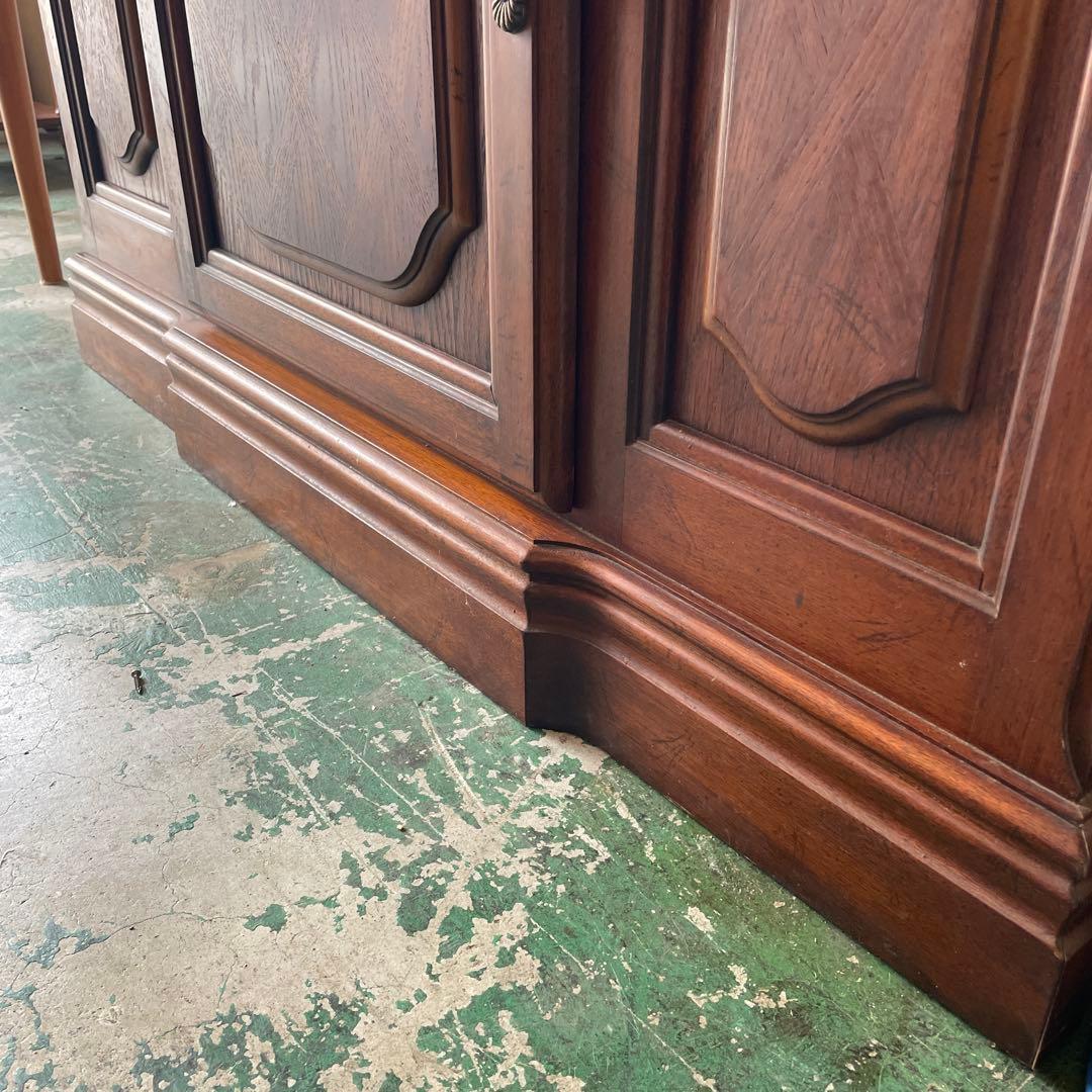 アメリカ・アンティーク素敵なキャビネット