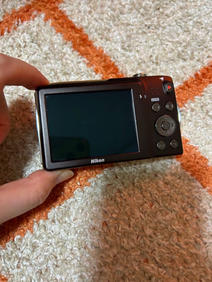 Nikon COOLPIX S3300 スイートゴールド　動作確認済み