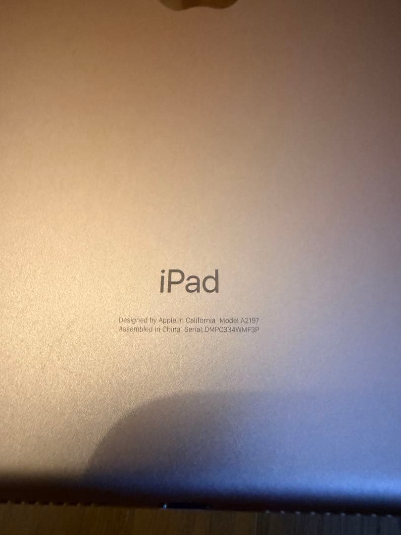 ジ*ク様 iPad 第7世代 32GB 10.2インチ ローズゴールド カバー付