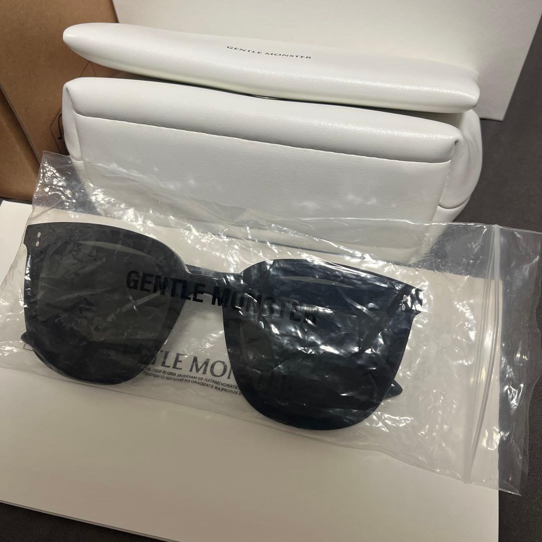 【正規品】 ジェントルモンスター ROSY01 ブラック 登坂広臣 愛用 モデル