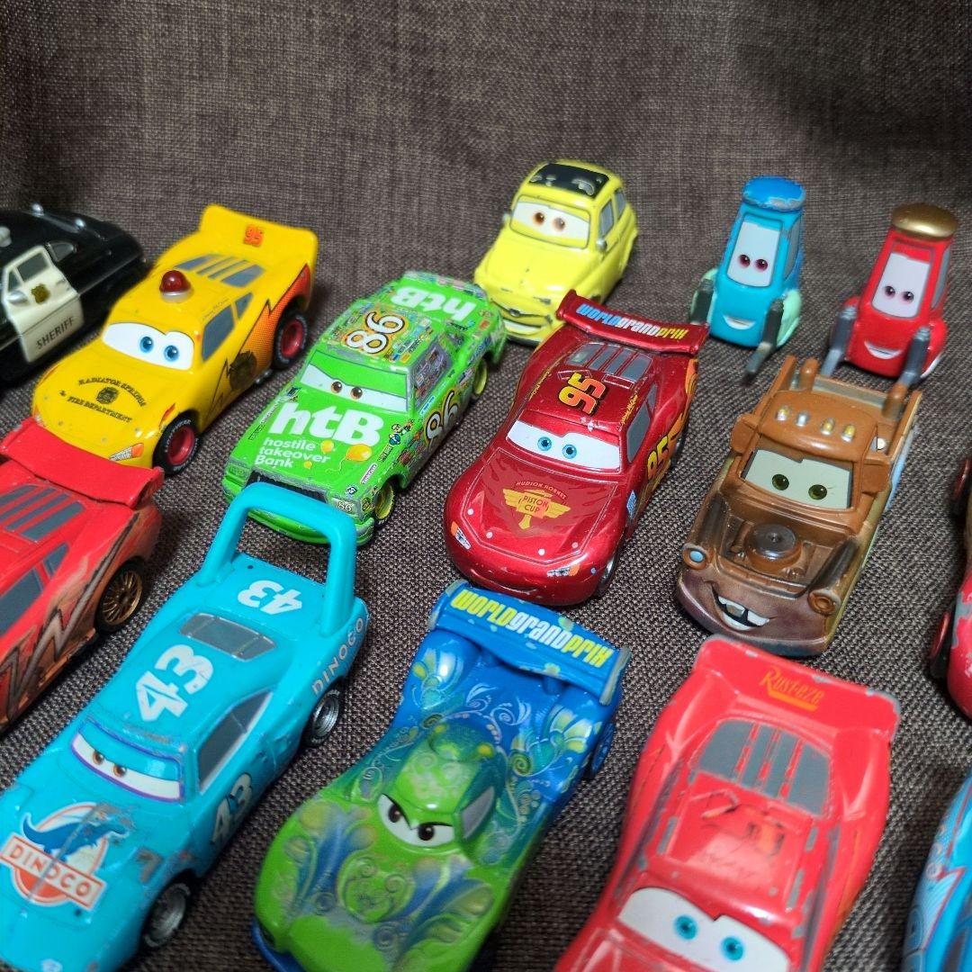 カーズ トミカ 35台まとめ売り　レア　廃盤品