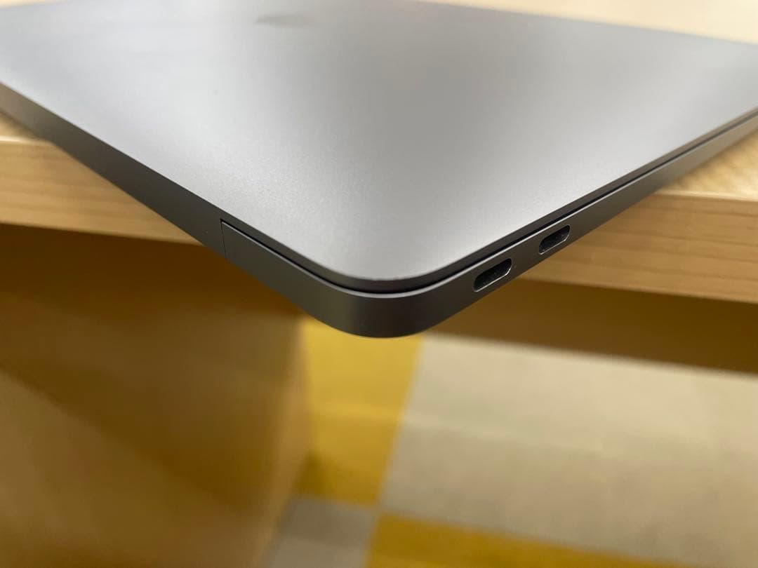 MacBook Air M1 2020 スペースグレー