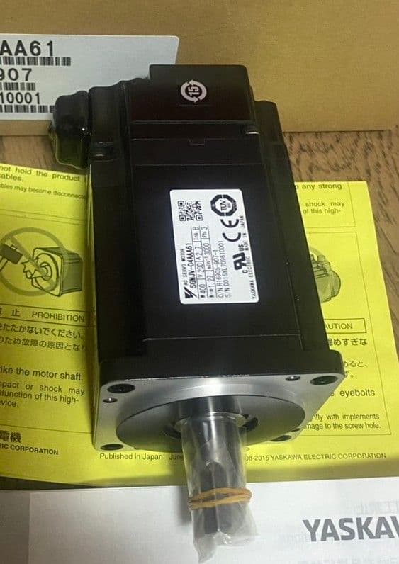 安川電機 SGMJV-04AAA61 ACサーボモーター S未使用