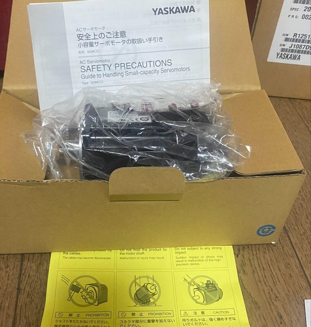 安川電機 SGMJV-04AAA61 ACサーボモーター S未使用
